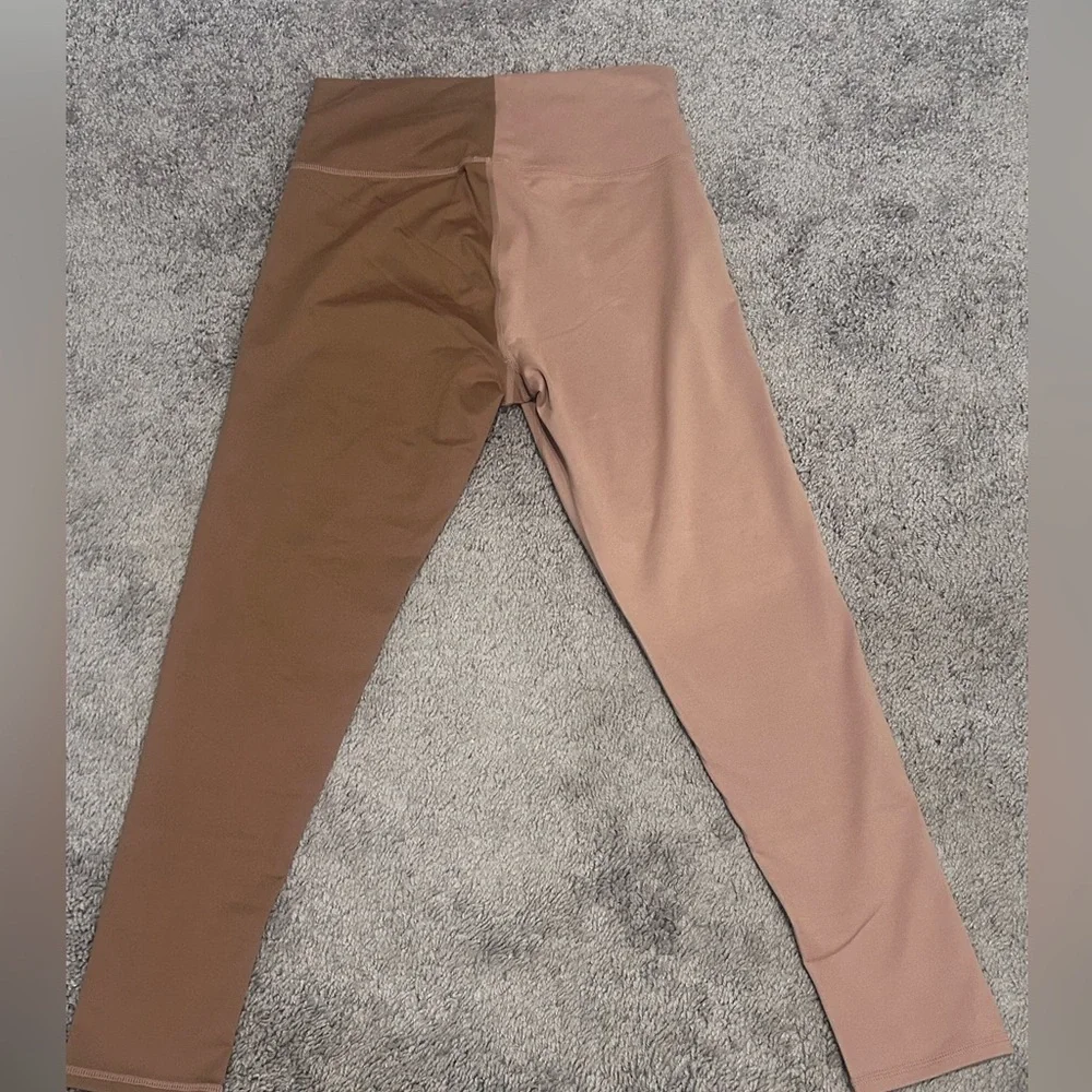 Terez Two-Tone Women's Leggings. Size Large.
